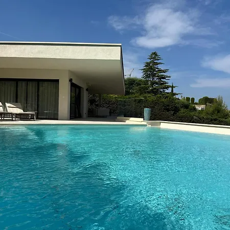 Superbe Villa, Piscine, Vue *
